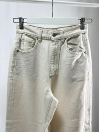 250124Ivory Straight Denim Pants