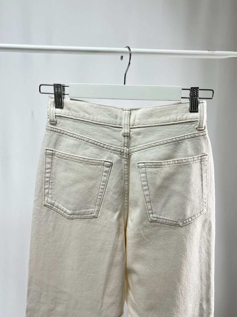 250124Ivory Straight Denim Pants