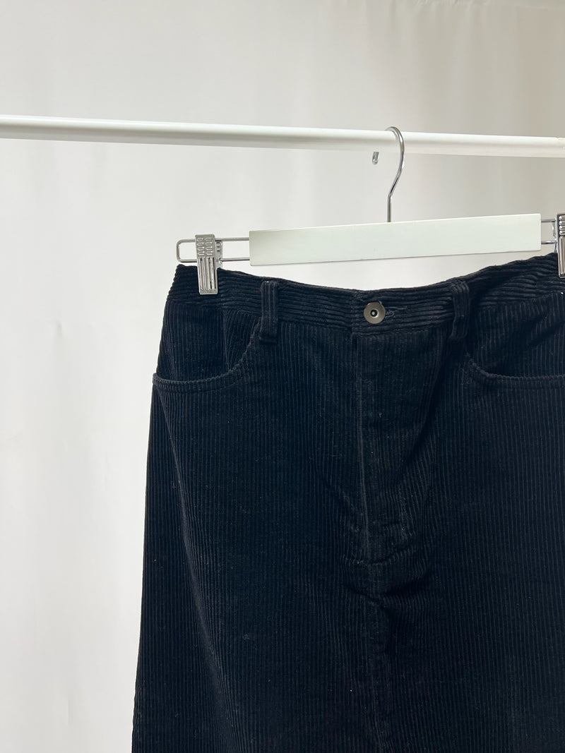 2500006Black Corduroy Straight Skirt