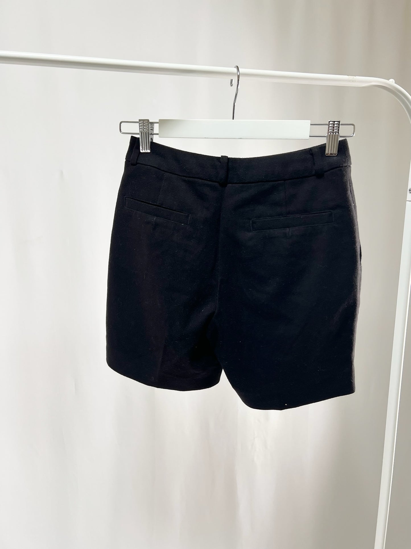 250122Tailored Black Shorts