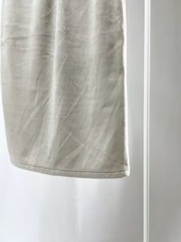 2500003Relax Fit Straight Skirt