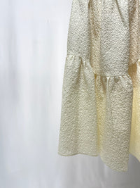2500002Airy Volume Jacquard Skirt