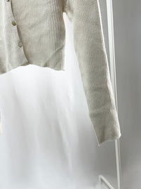 25038Ivory Ribbed Crop Cardigan