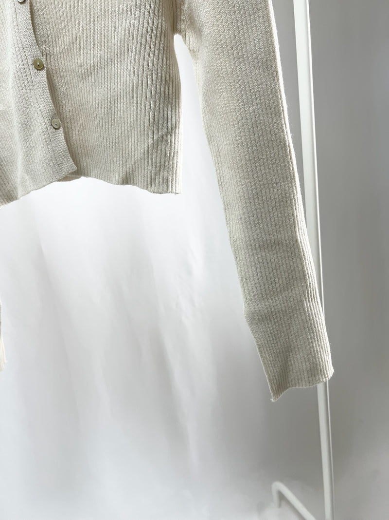 25038Ivory Ribbed Crop Cardigan