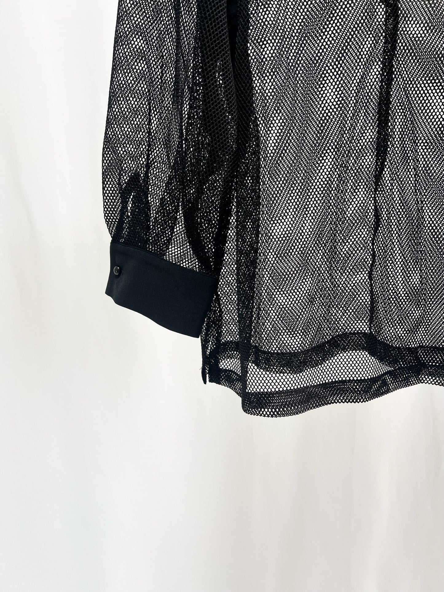25035Sheer Mesh Layered Top