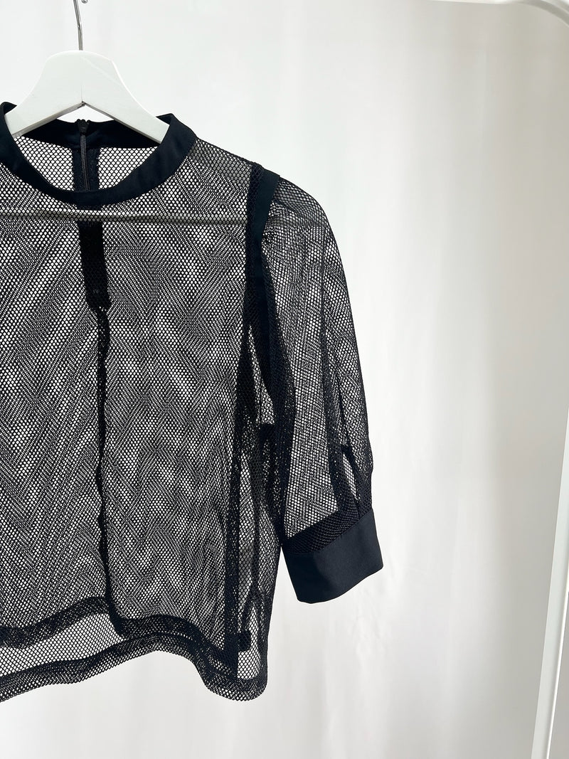 25035Sheer Mesh Layered Top