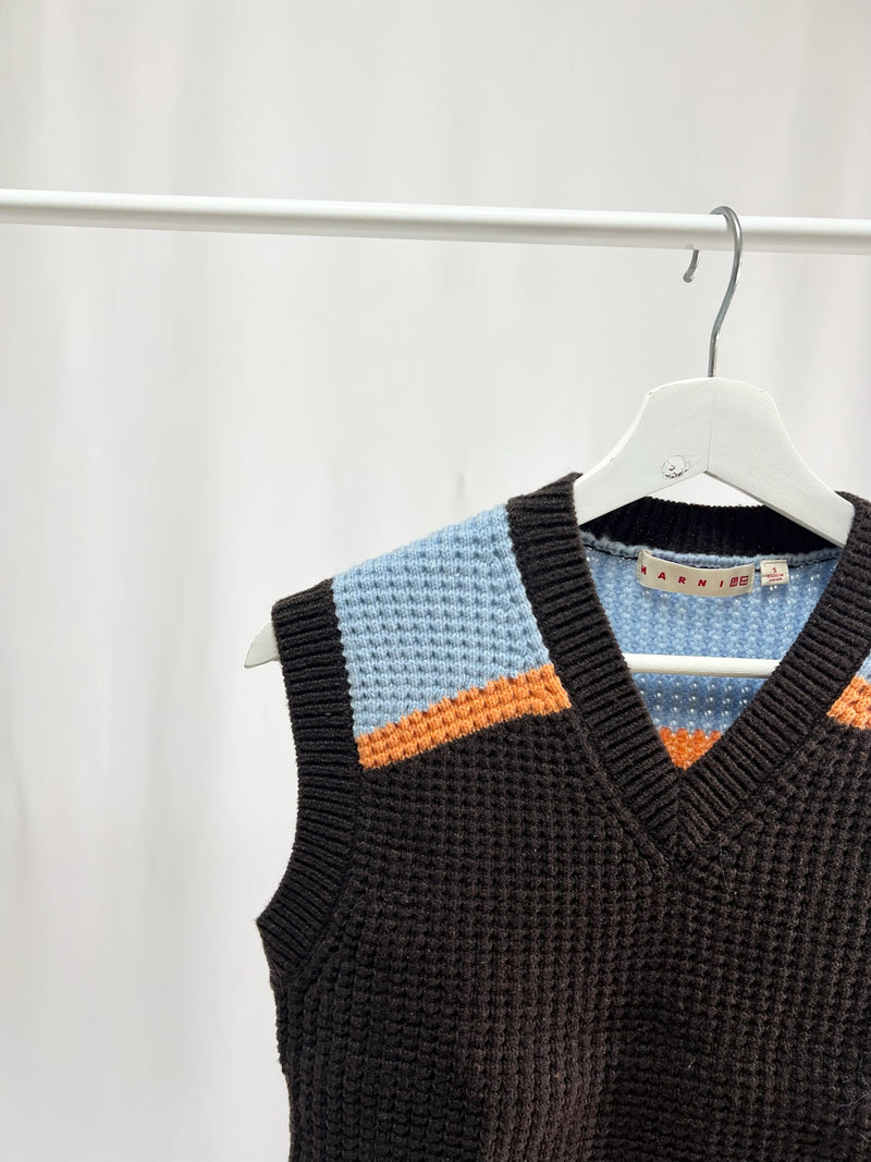25034Retro Pop Knit Vest