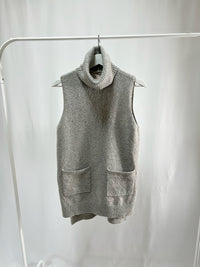 25065Heather Gray Turtle Vest