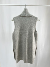 25065Heather Gray Turtle Vest