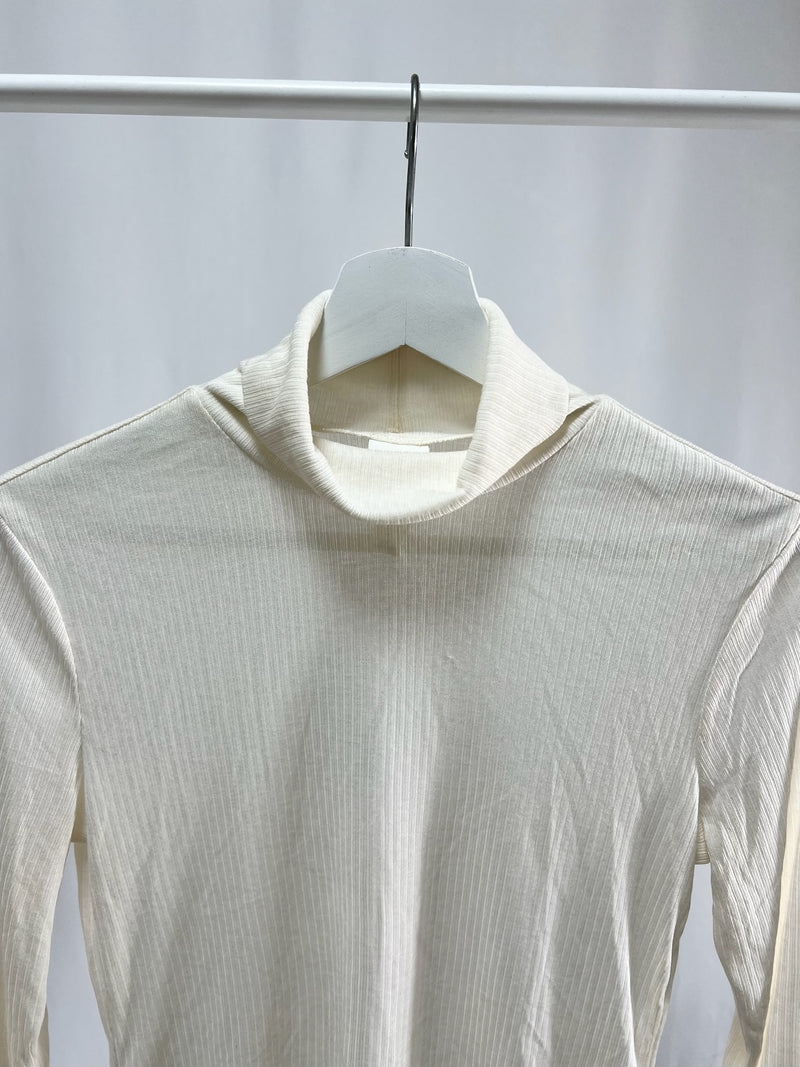 25031Ivory Essential Mock Neck
