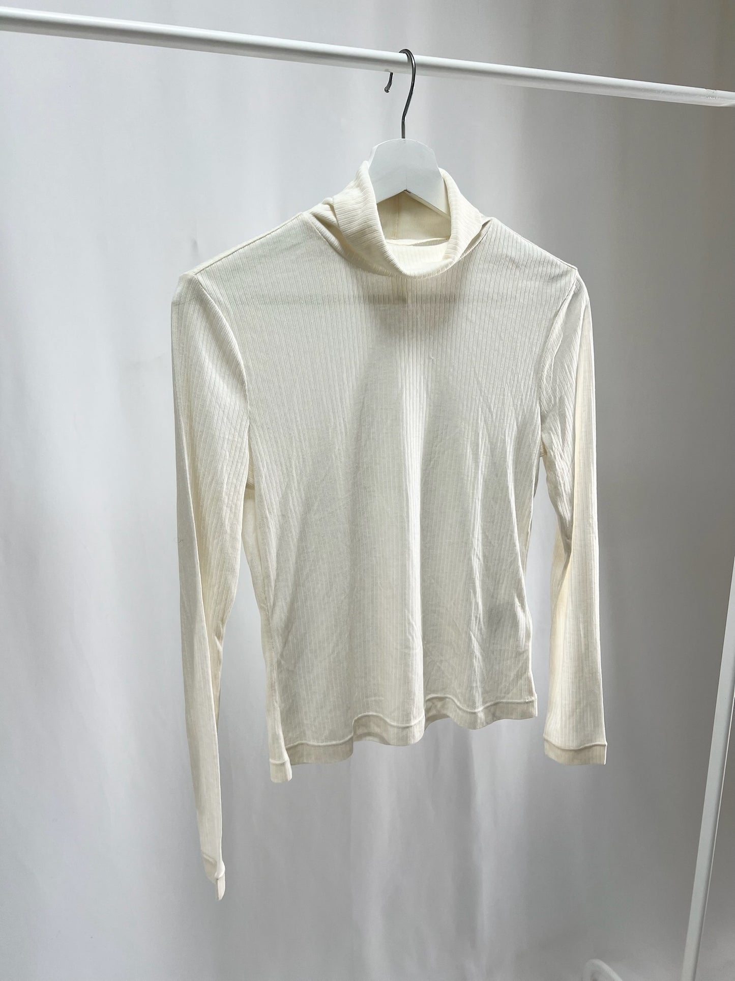 25031Ivory Essential Mock Neck