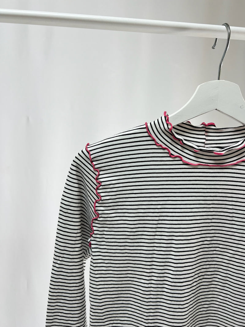 (5月)25030Playful Line Frill Tops