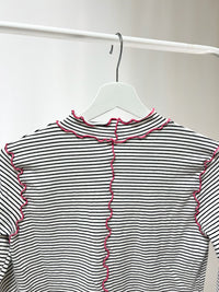 (5月)25030Playful Line Frill Tops