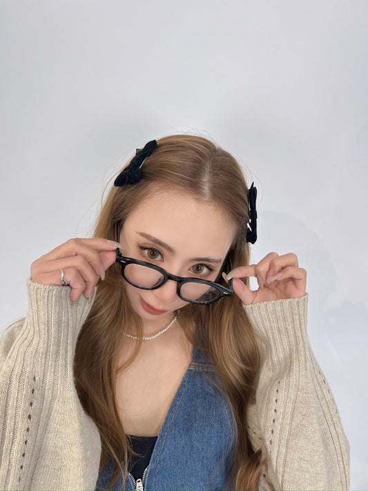 Black Frame Glasses – Paris Style