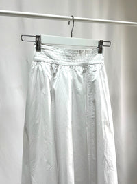25000018White Flare Long Skirt – Soft, Clean & Flowing