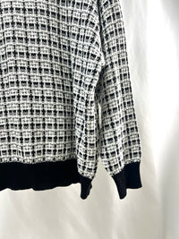 25067Tweed Texture Knit Top
