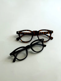 Tortoiseshell Frame Glasses – Paris Style