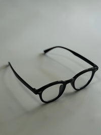 Black Frame Glasses – Paris Style