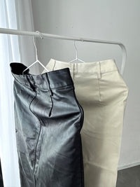 25000022Black Faux Leather Pencil Skirt