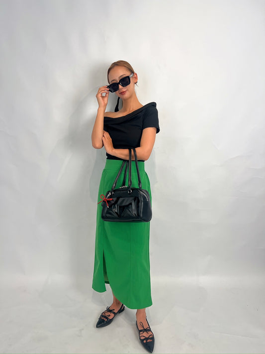 Green Pencil Skirt – Sleek Silhouette