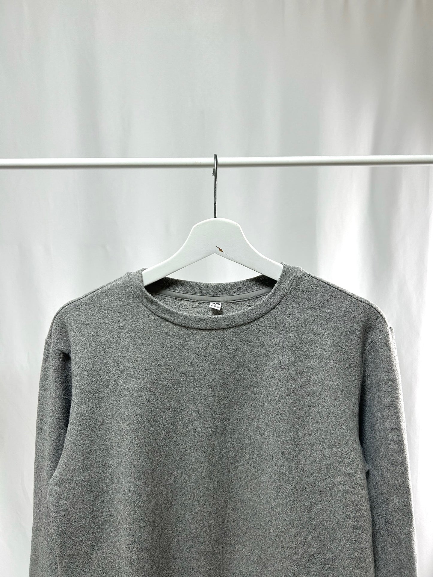 25024Gray Knit Sweat Top