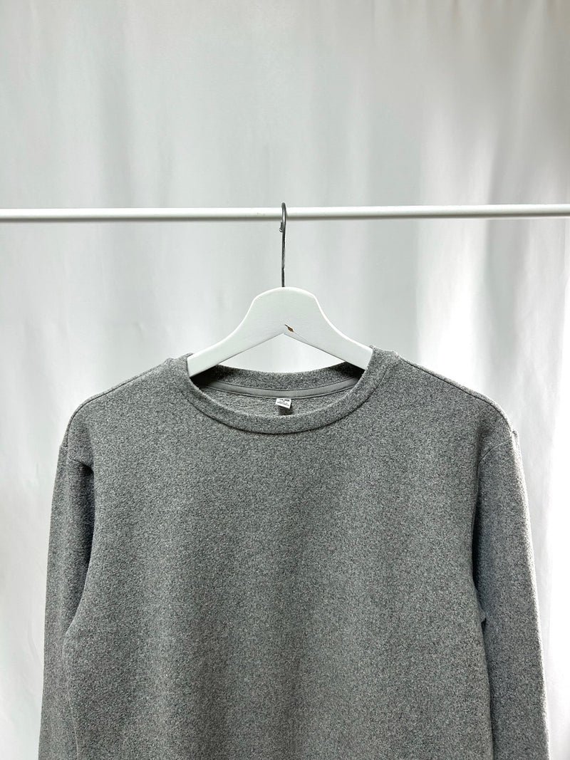 25024Gray Knit Sweat Top