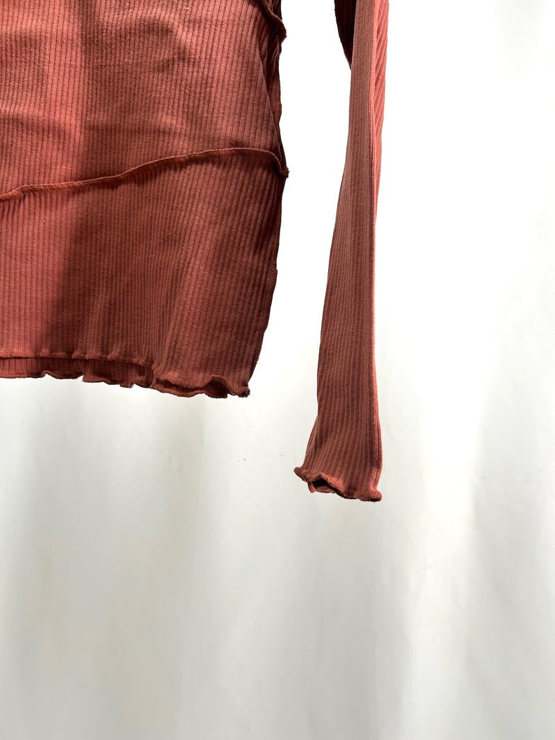 25019Dusty Red Lettuce Hem Top