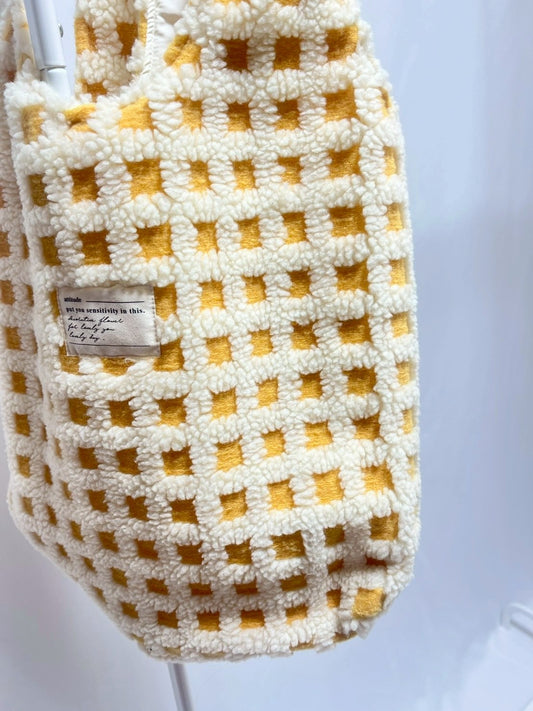 3-01 もこもこバッグ