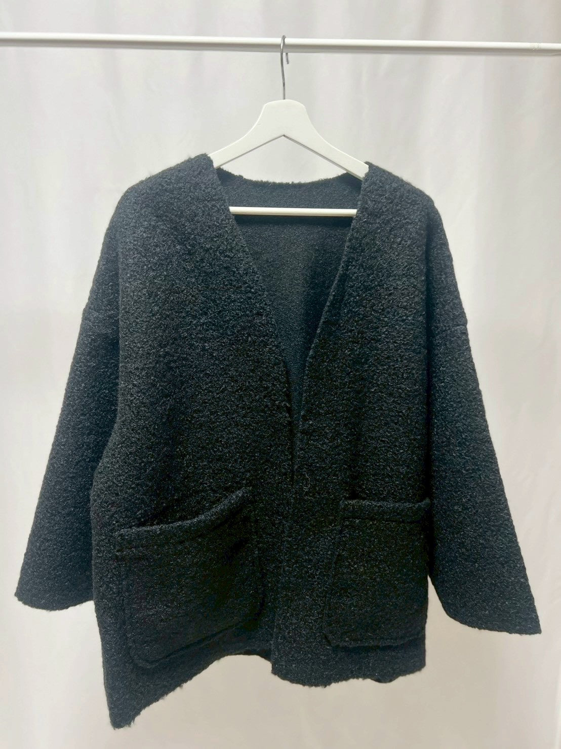 3-09 ブラックカーディガン