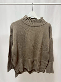 3-08 ブラウンニット