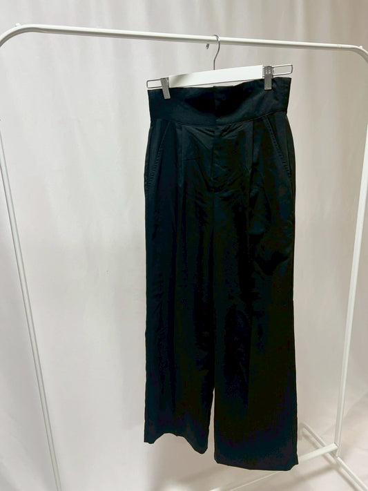 2501226 ハイウエストパンツ