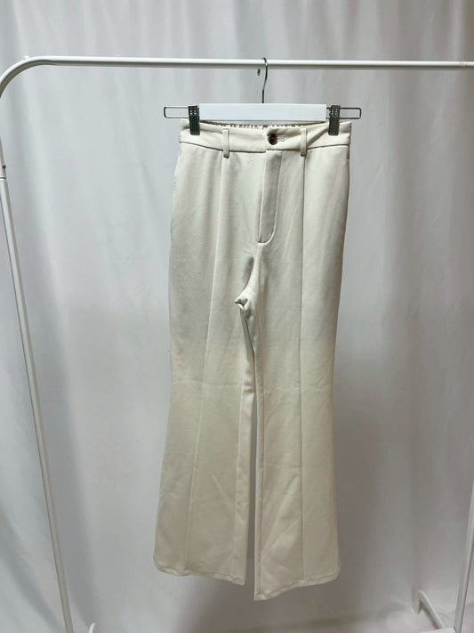 2501225 フレアパンツ