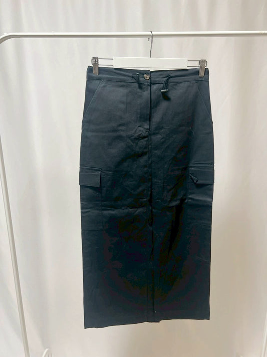 25000023 カーゴタイトスカート