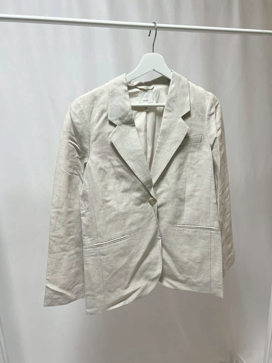 2500018アイボリージャケット